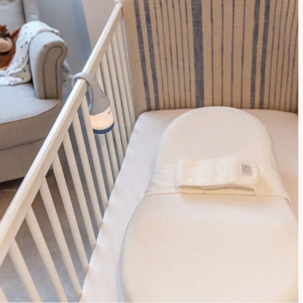 Red Castle Australia Cocoonababy Cream Infant Sleep Nest with Safety Strap